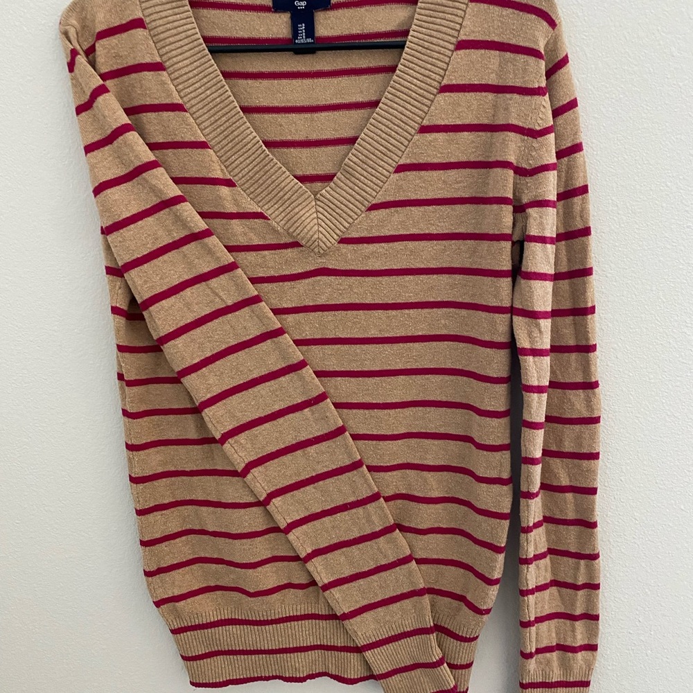 GAP sweater🤎💕